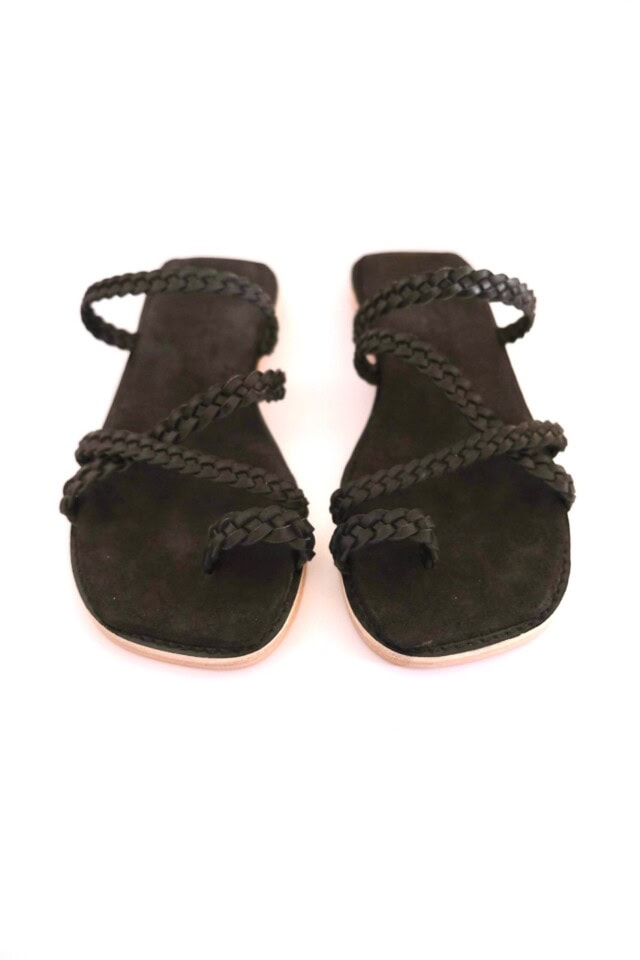 The Holiday Slide Black Leather - Woven Palm