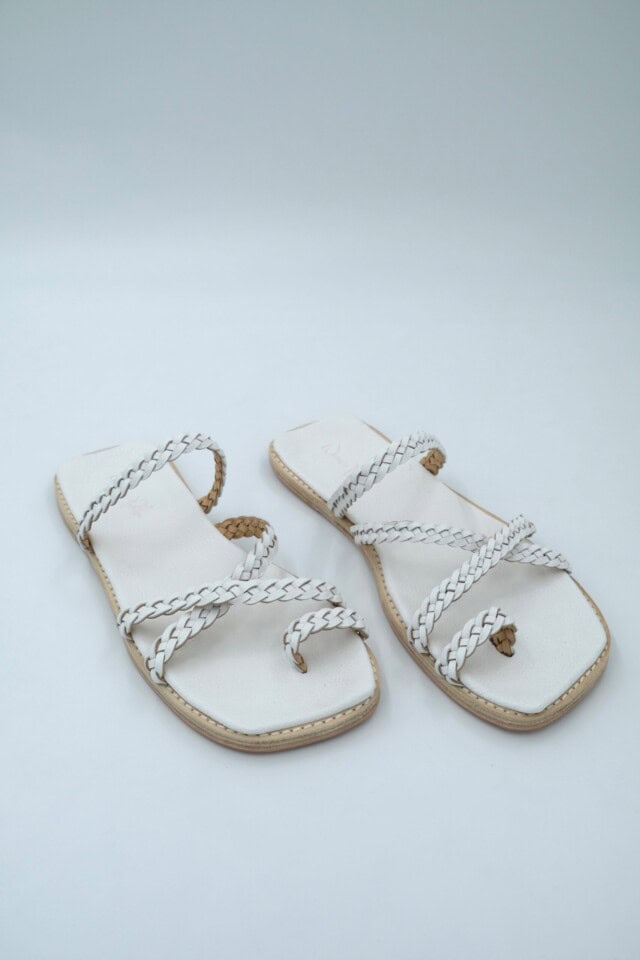 The Holiday Slide White Leather - Woven Palm