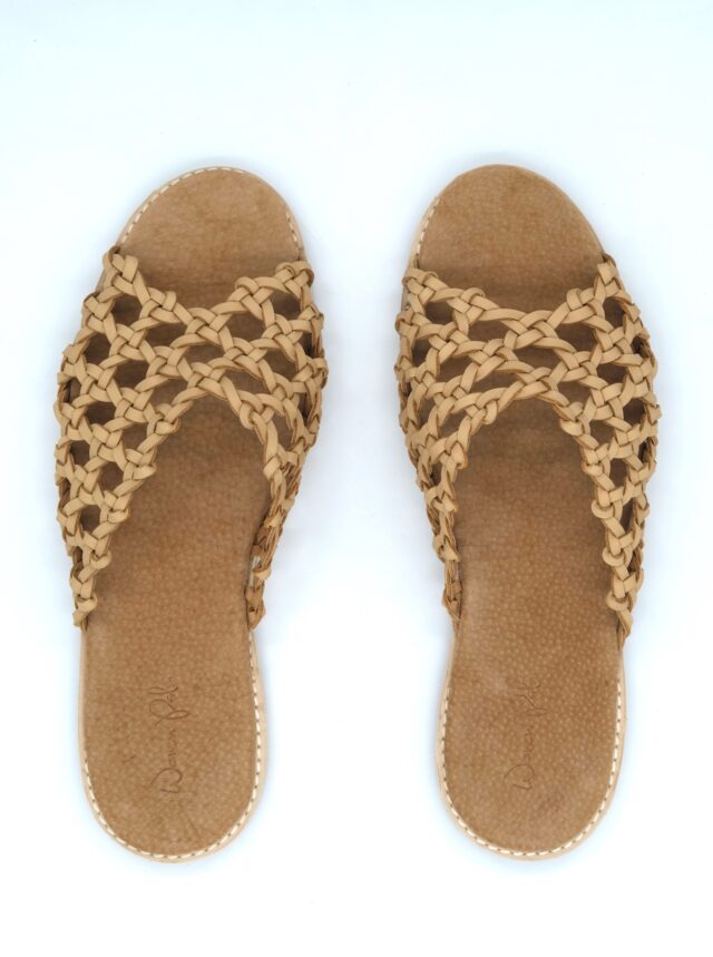 The French Rosettes Nude Sheepskin - Woven Palm