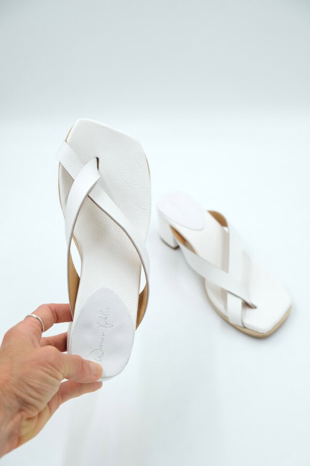 the-zori-mid-heel-white-leather