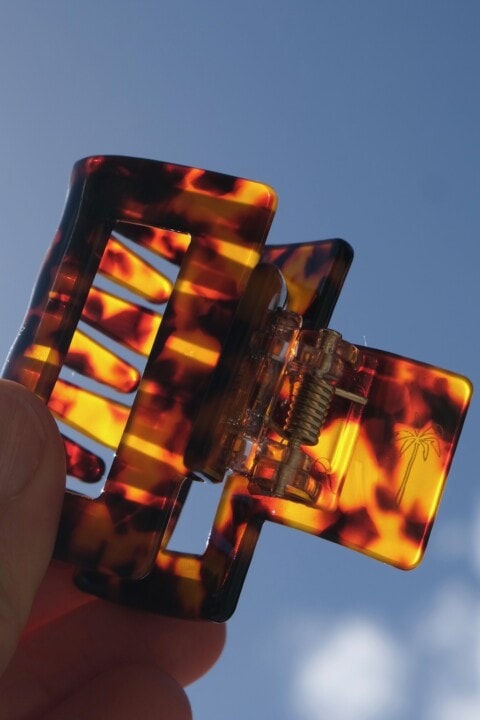 The Coastal Hair Claw – Petite