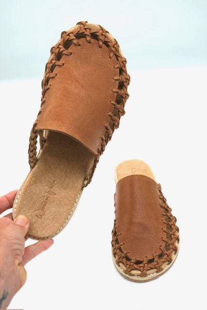 woven-palm-tan-sheepskin-maison-mule