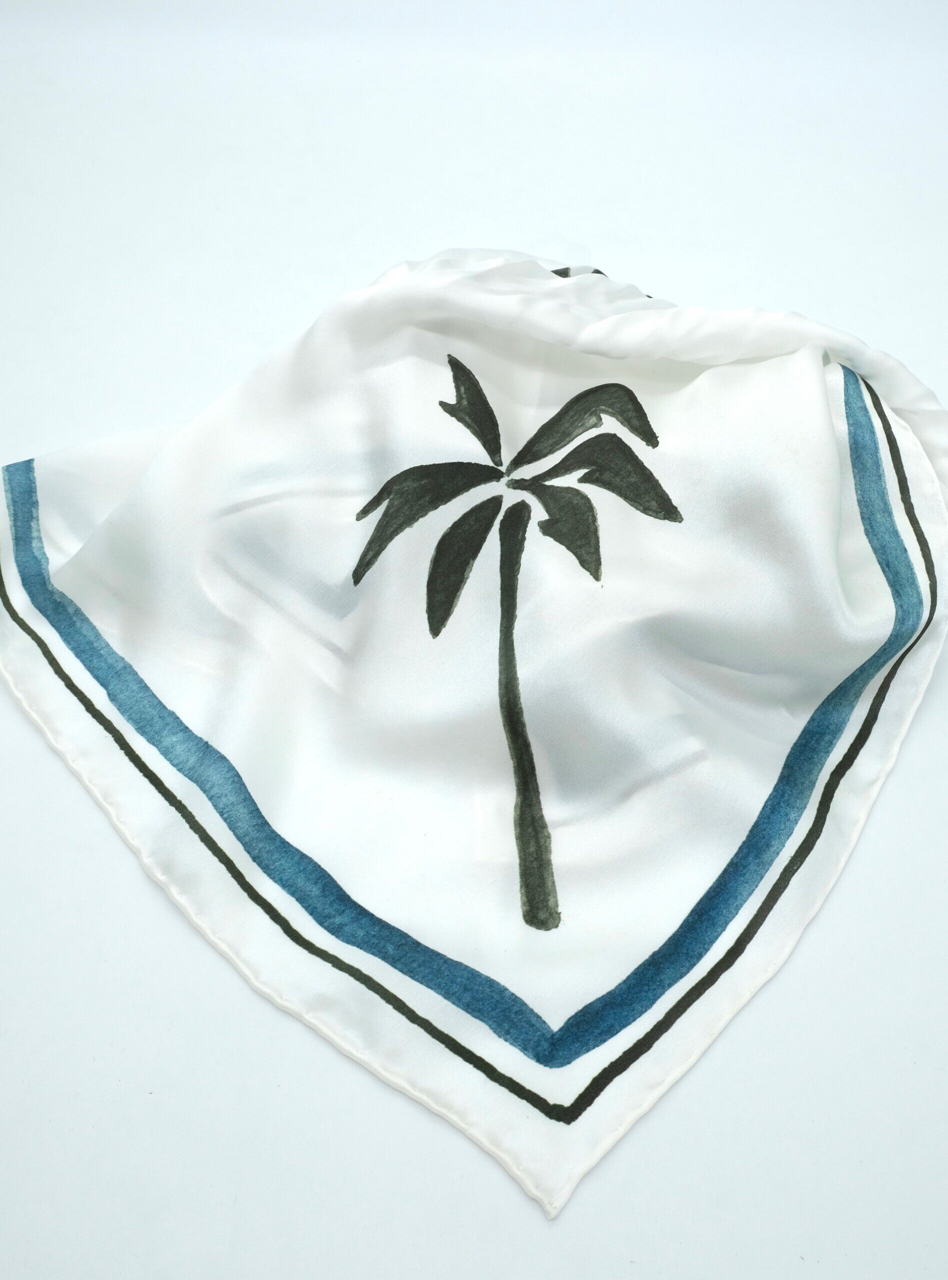 woven-palm-silk-scarf