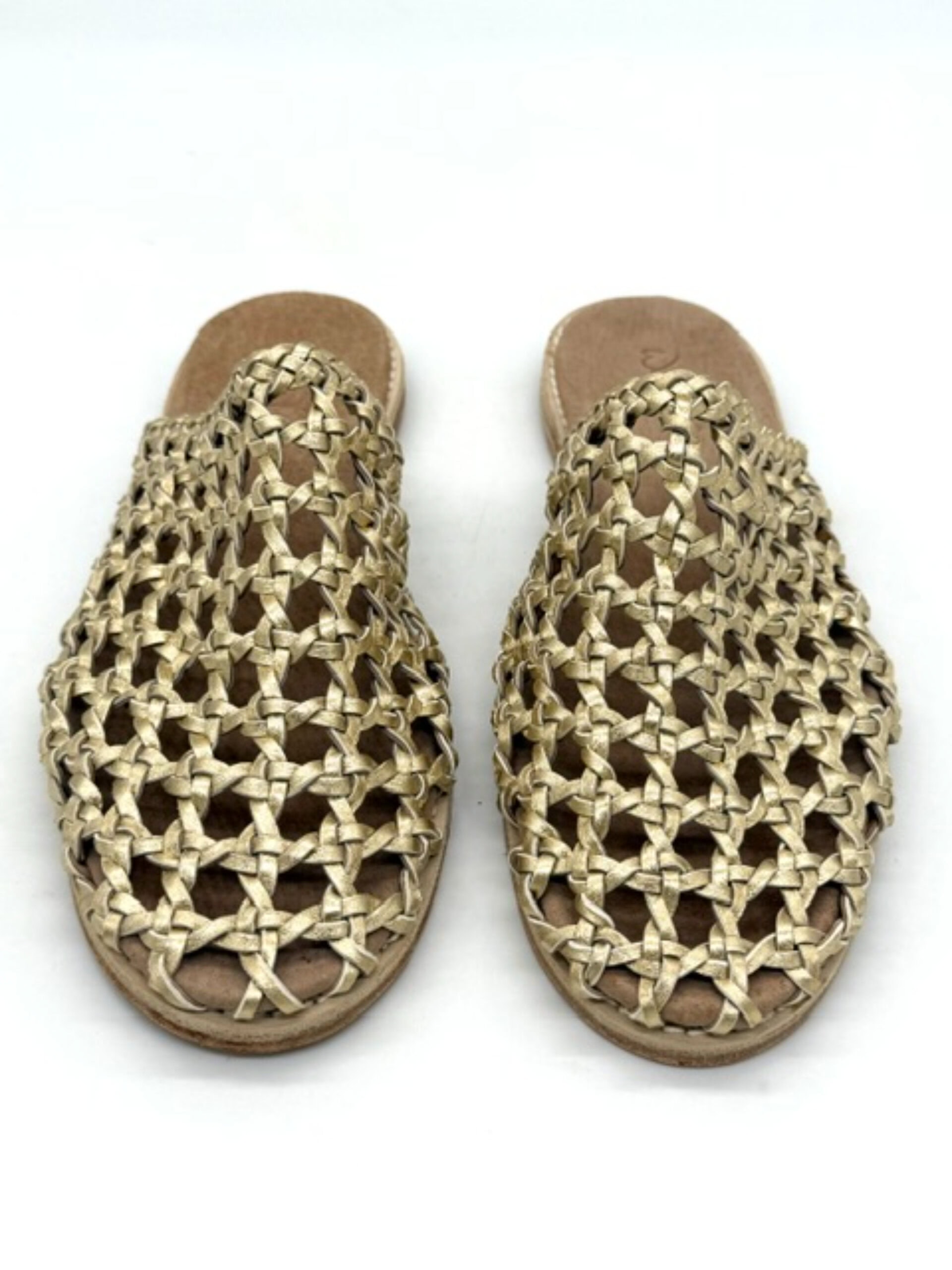 woven-palm-gold-sheepskin-woven-leather-rosette-mule