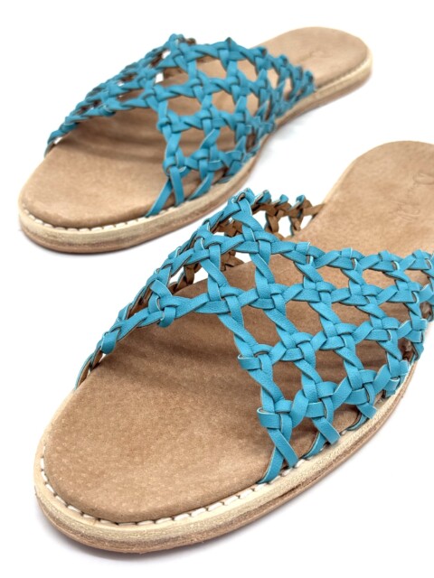 The French Rosettes Turquoise Sheepskin Leather
