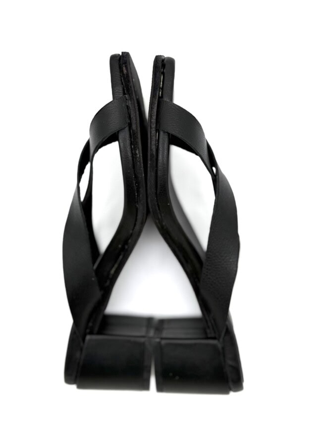 The Zori Mid Heel BlackLeather - Image 5