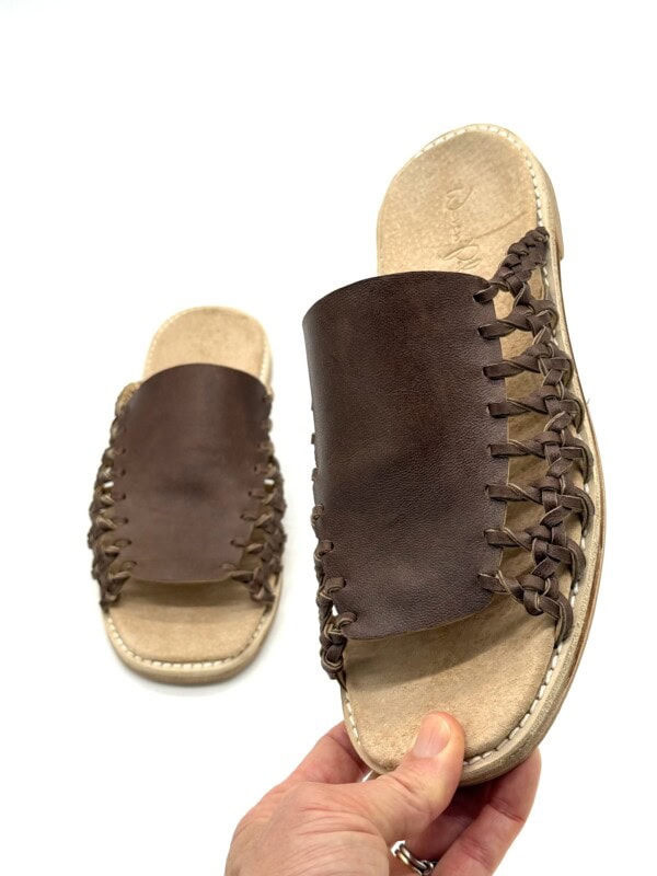 The-Maison-Slide-Woven-Palm-leather