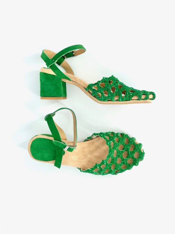 The Rosette Mid-Heel Pumps Emerald Goat Suede - Image 4