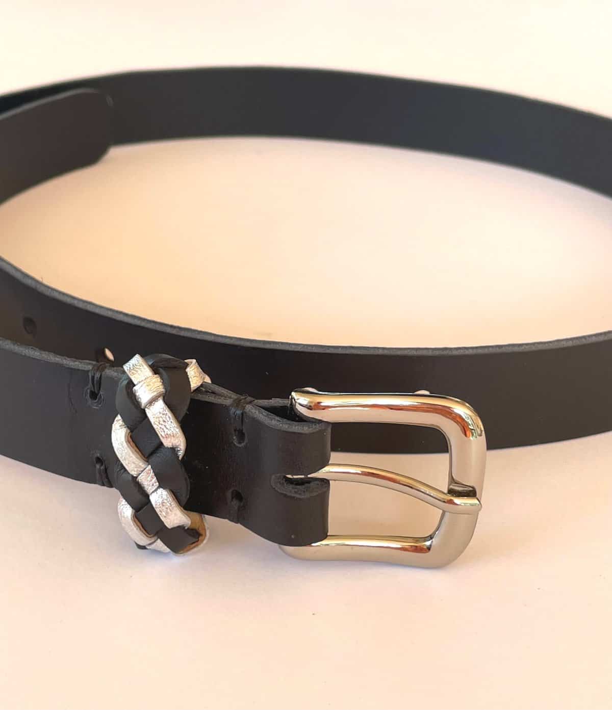 Everyday Black Belt Woven Black and Silver Loop Woven Palm