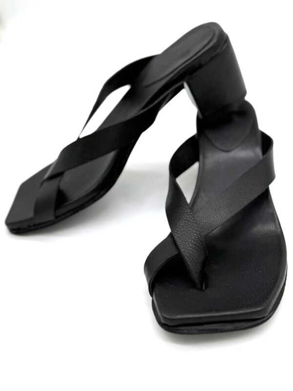 The Zori Mid Heel Black Leather - Image 7