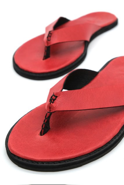 the-sumi-handmade-leather-slides-wovenpalm