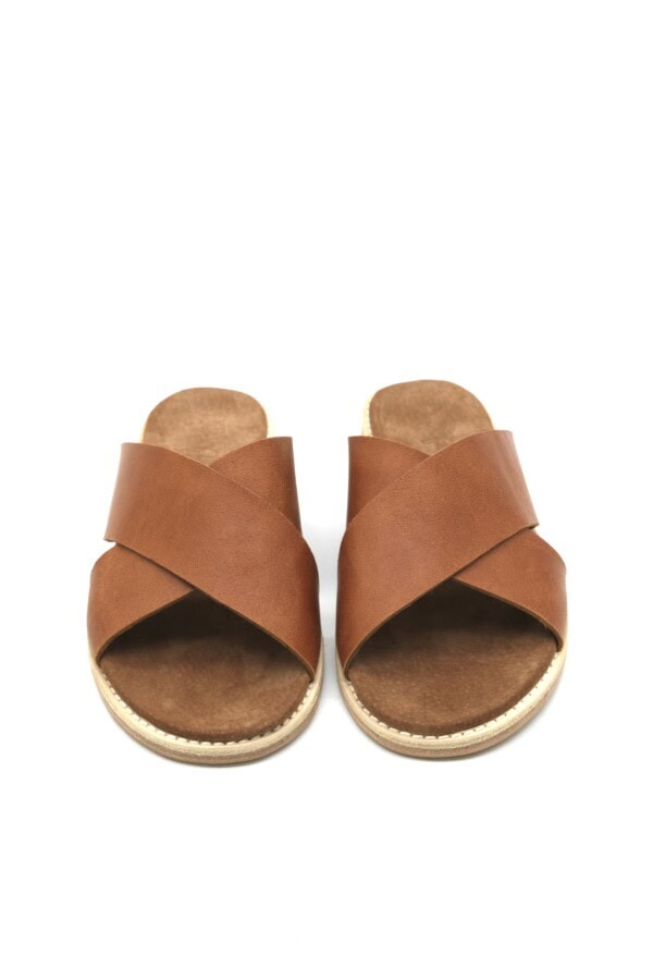 the-sorrento-tan-sheepskin-whiskey-lining-woven-palm-capsule