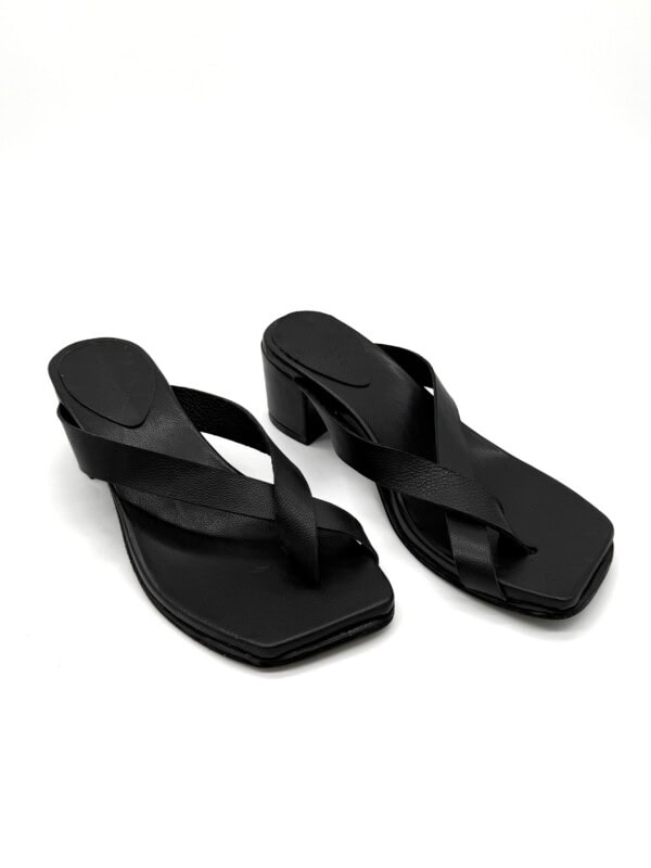 The Zori Mid Heel Black Leather - Image 9