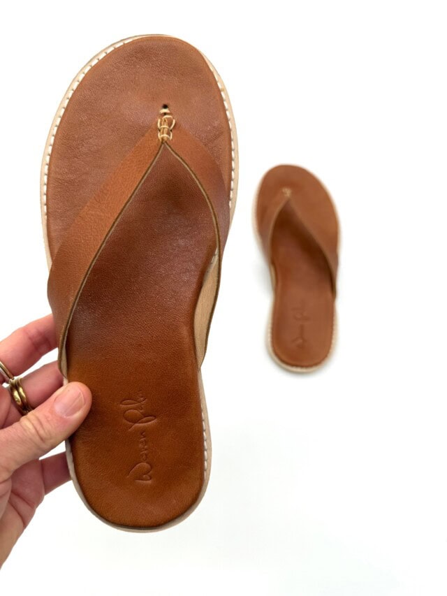 the-sumi-handmade-leather-slides-wovenpalm