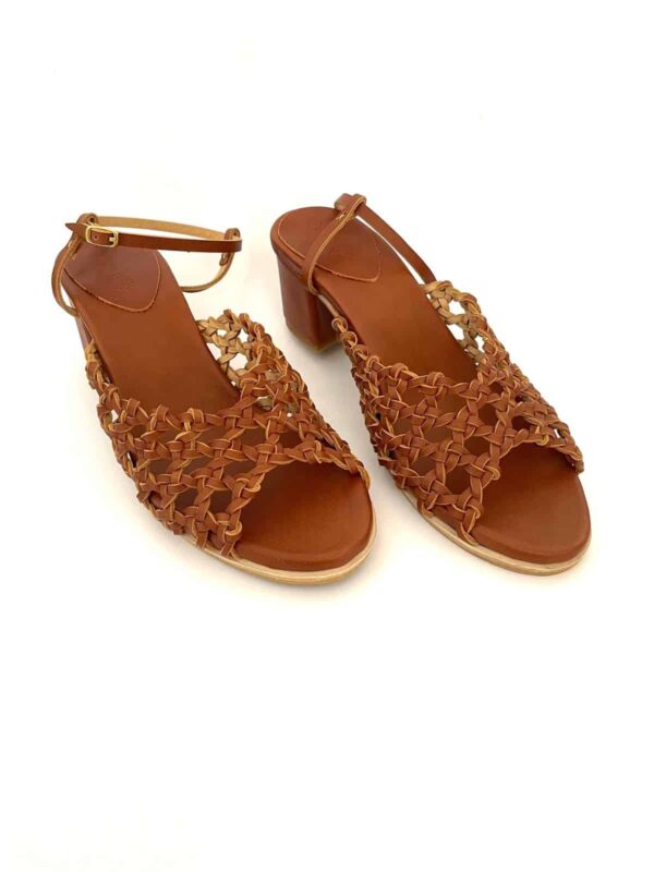 The French Rosette Mid-Heel Tan - Image 3