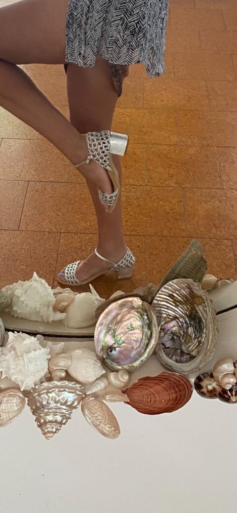 The Classic Rosette Mid-Heels Silver Sheepskin